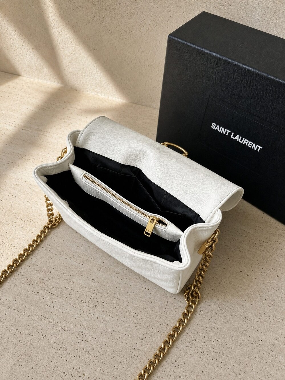 Yves Saint Laurent Medium Crema Handbag with Chevron Calfskin and Gold Chain - Picture 4 of 6